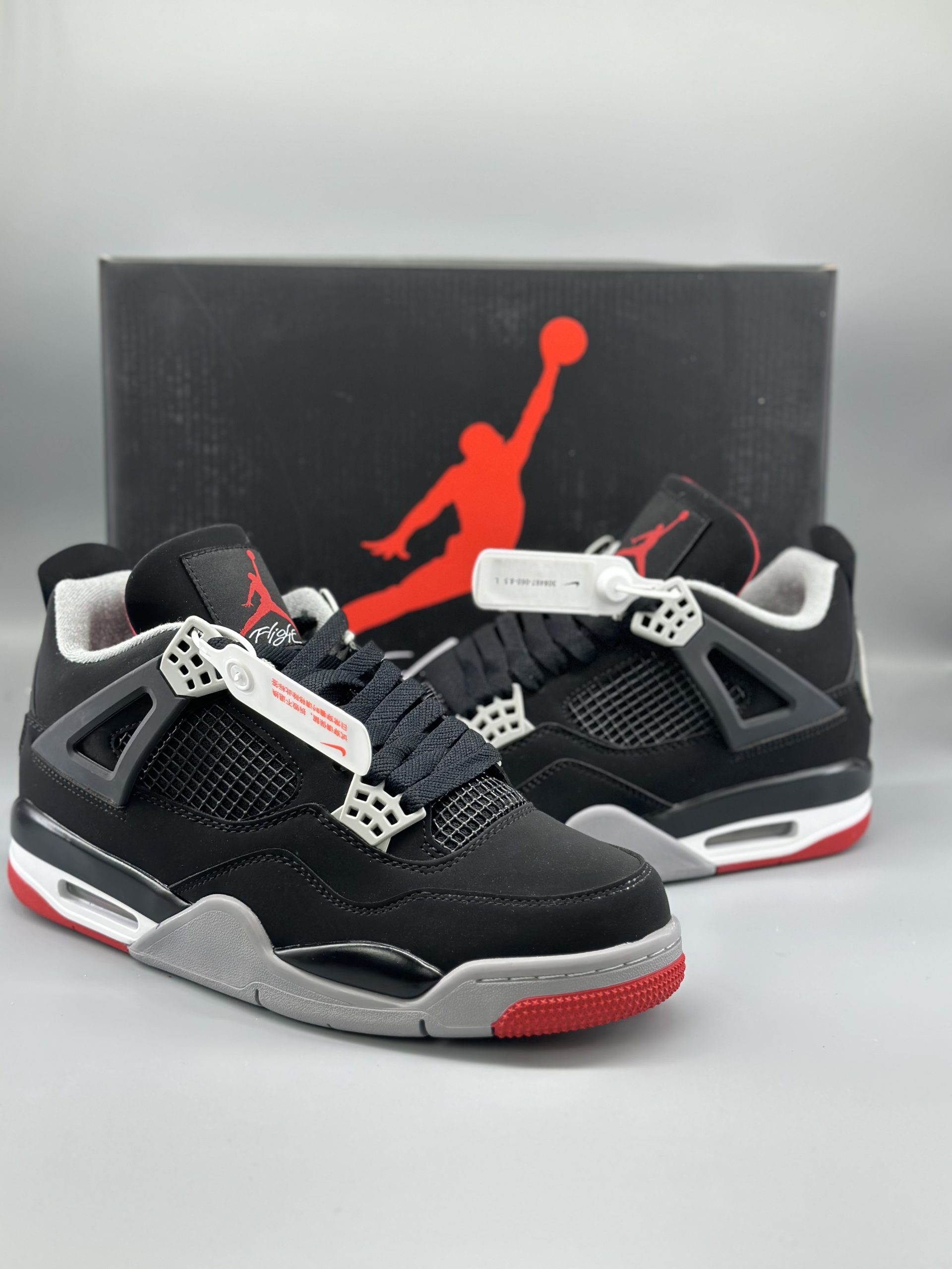 Jordan 4 Retro Bred