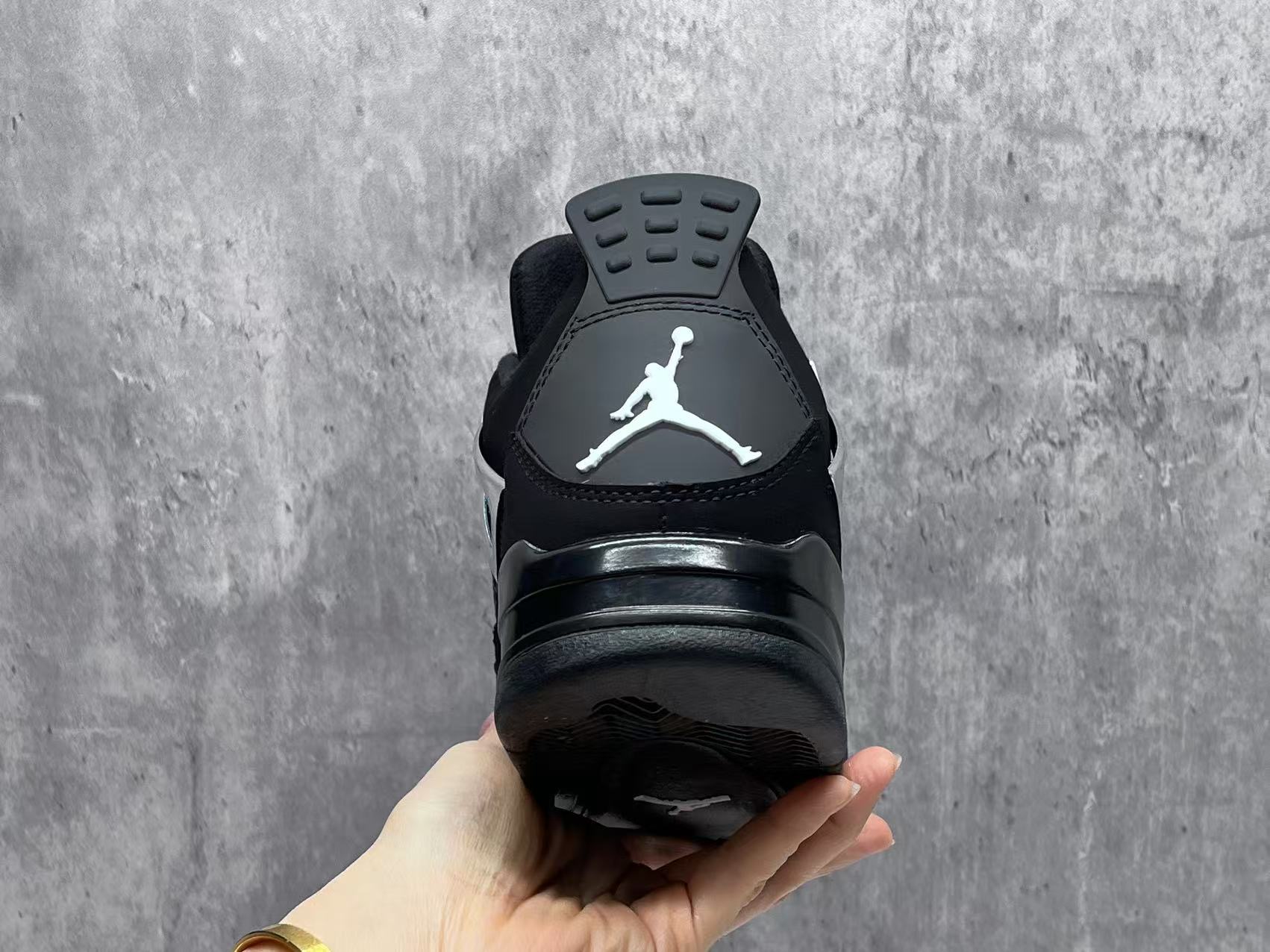 Jordan 4 Retro Sliver Cat