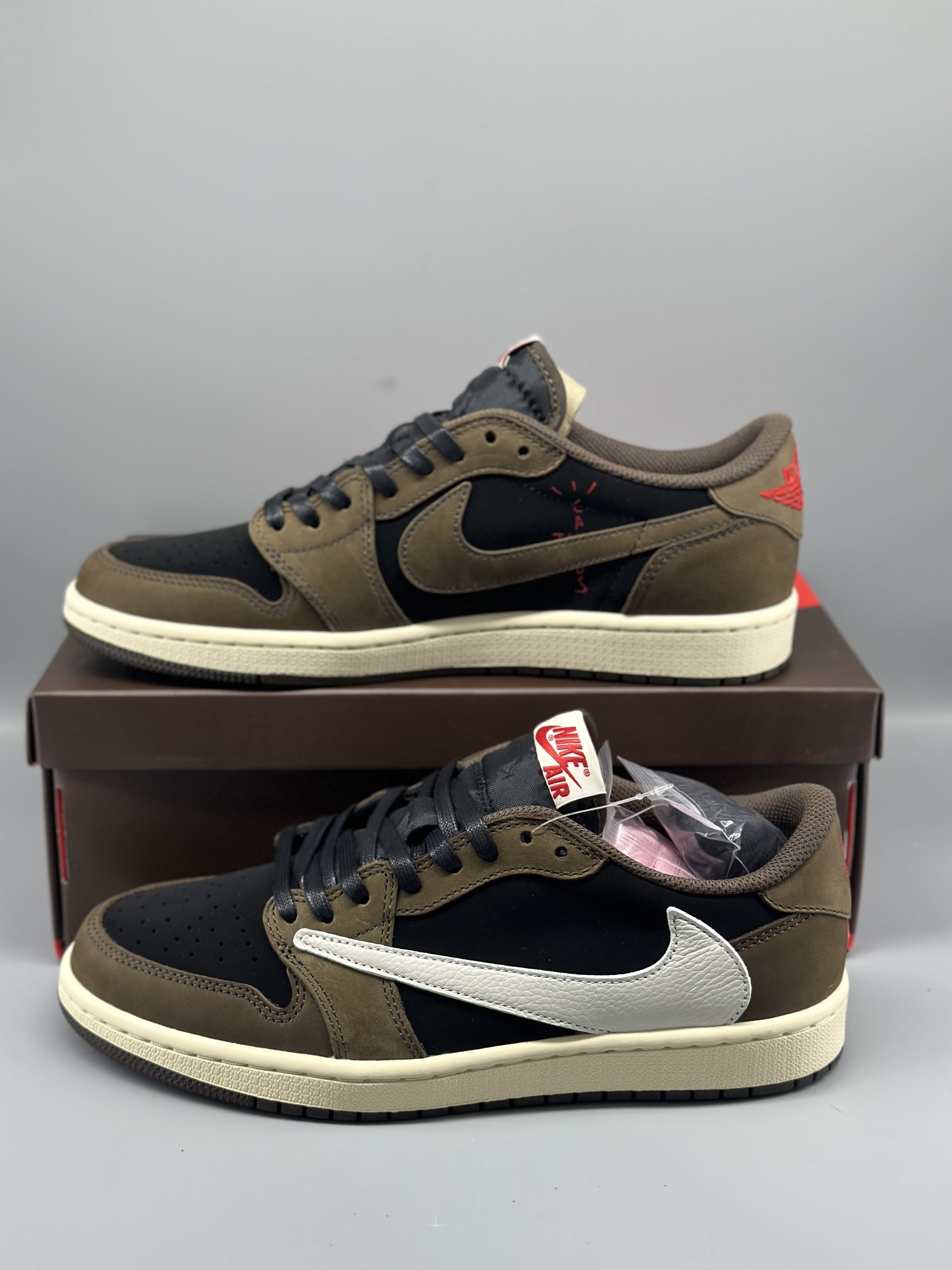 Jordan 1 Retro Low OG SP Travis Scott