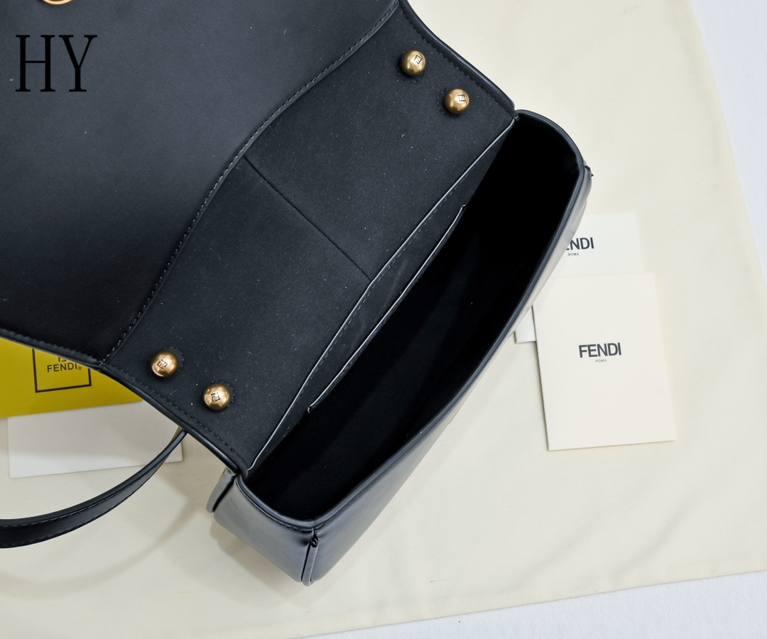 Fendi Bag 6652