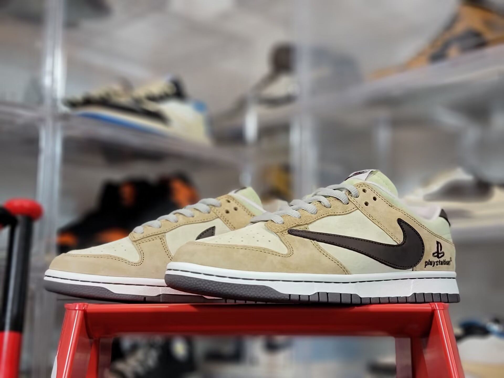 Nike SB Dunk Low x TravisScott x Playstation