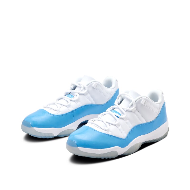 Jordan 11 Retro Low University Blue (2017)